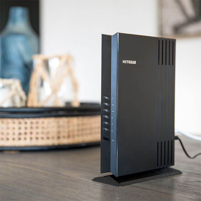 EAX20 4串流 AX1800 雙頻 WiFi 6 Mesh 延伸器 / 中繼器