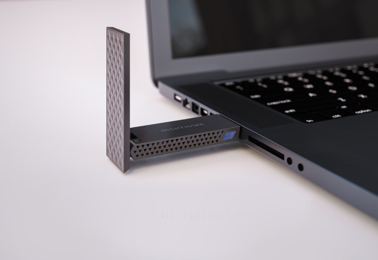 NETGEAR A9000 WiFi 7 USB 無線網卡